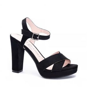 NWOT Chinese laundry Always platform sandal